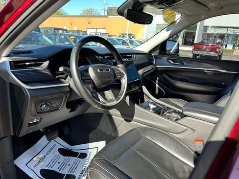 Used 2021 Jeep Grand Cherokee L Limited w/ Trailer Tow Group (B) AWD/4WD image 11