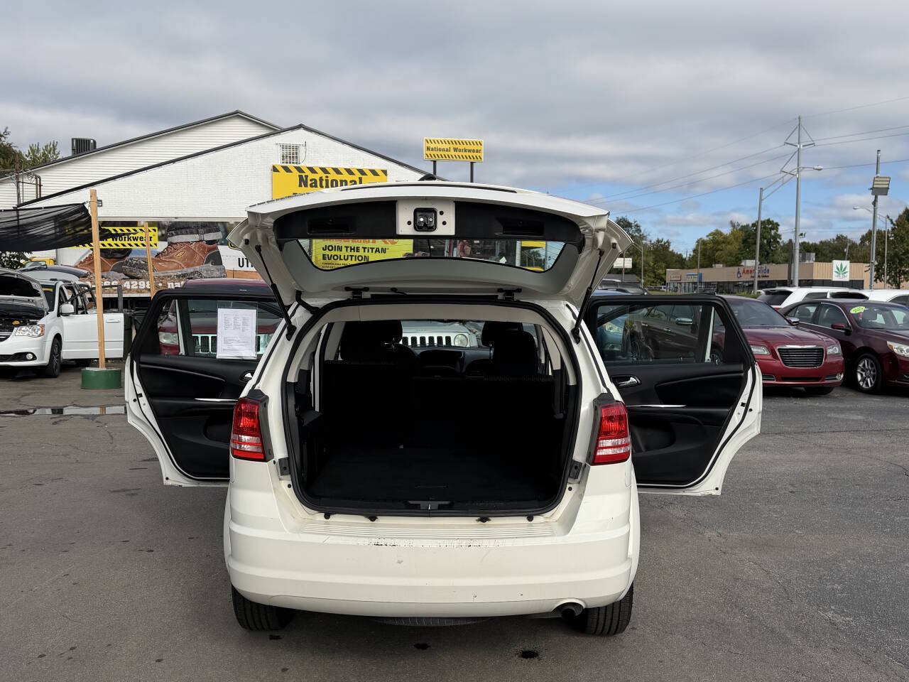Used 2014 Dodge Journey American Value Package FWD image 21
