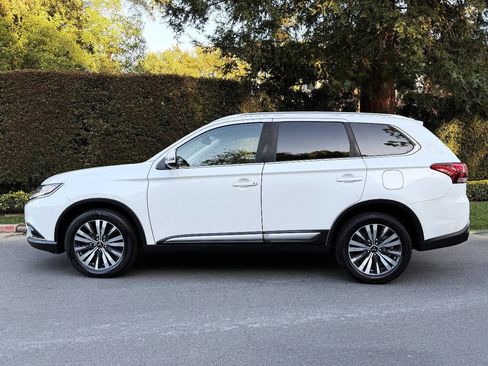 Used 2020 Mitsubishi Outlander SEL image 4