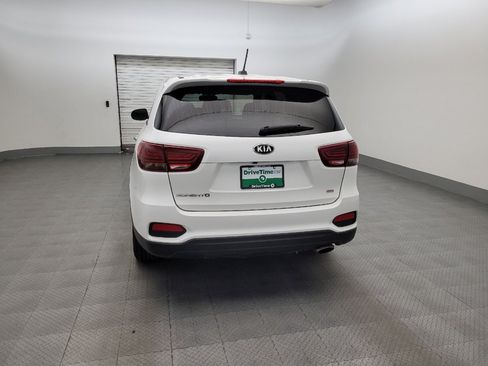 Used 2020 Kia Sorento LX FWD image 6