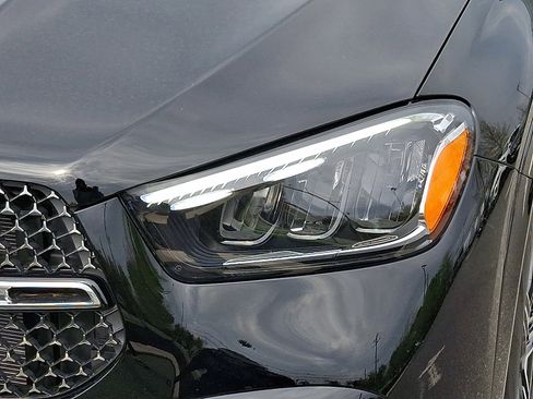 Certified 2026 Mercedes-Benz GLE 350 4MATIC image 9