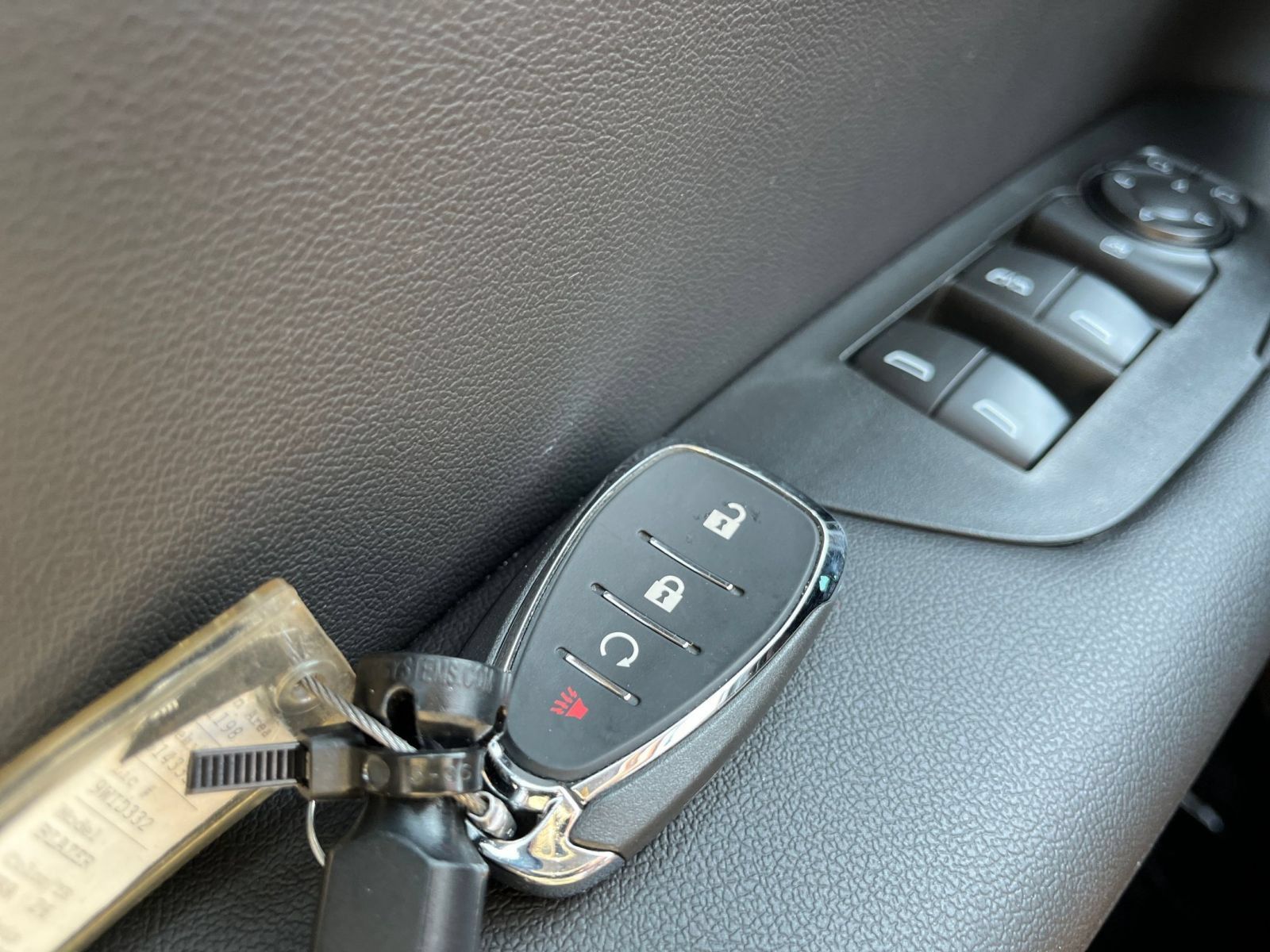 Used 2026 Chevrolet Blazer LT FWD image 25