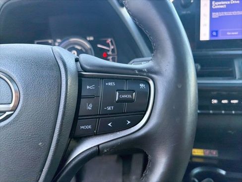 Used 2023 Lexus UX 250h AWD w/ Premium Package image 20