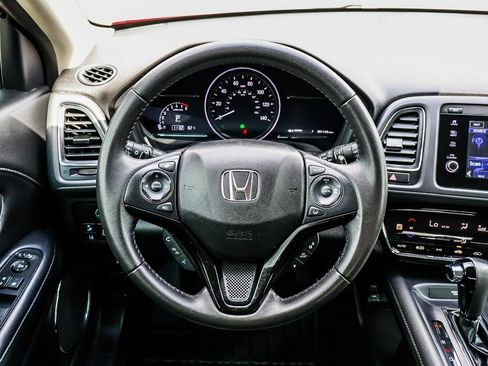 Used 2020 Honda HR-V Touring image 4