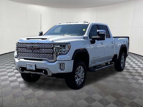 Used 2020 GMC Sierra 3500 Denali w/ Denali Ultimate Package AWD/4WD image 3