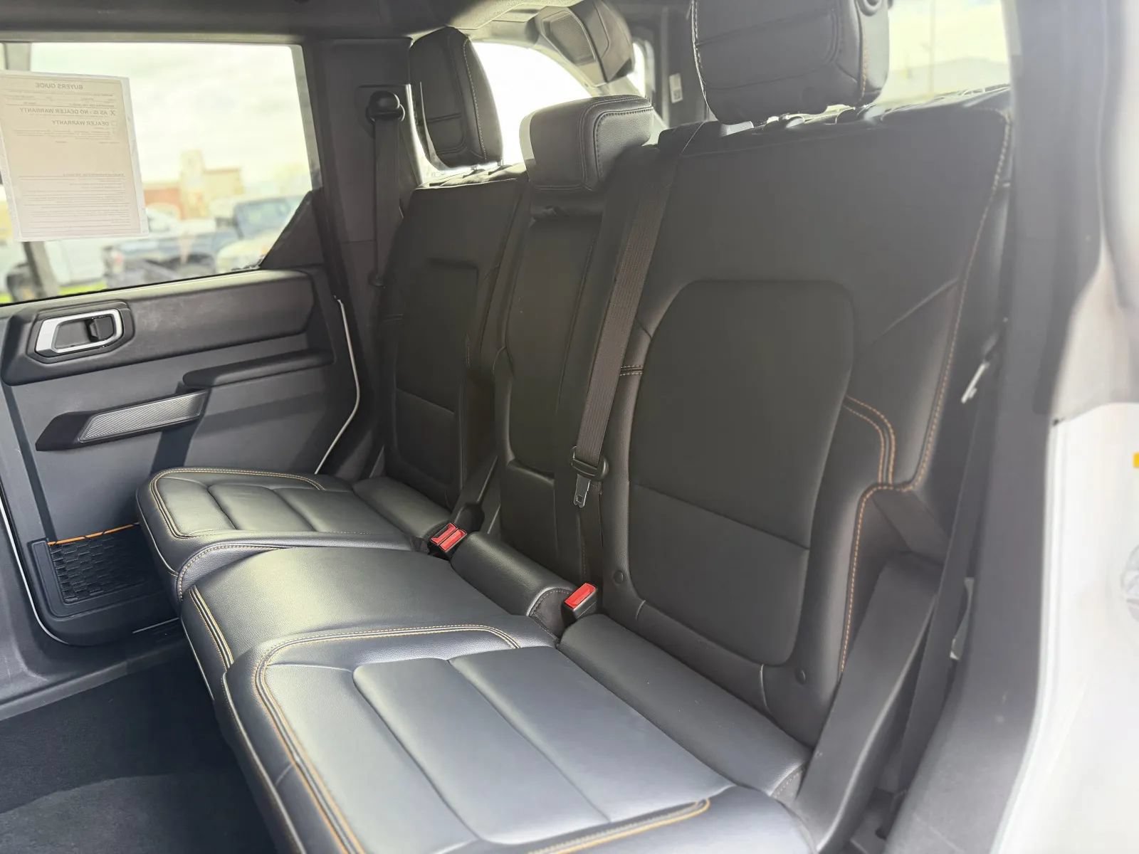 Used 2024 Ford Bronco Badlands AWD/4WD image 16