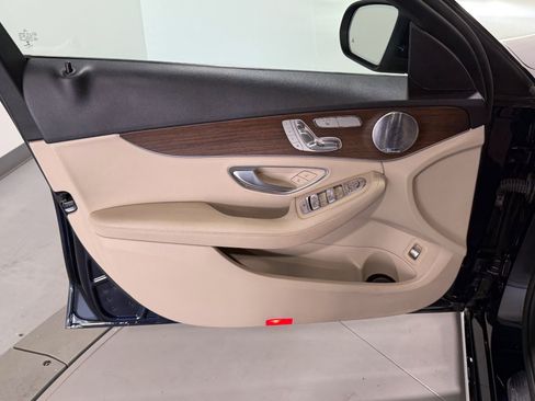 Used 2021 Mercedes-Benz C 300 4MATIC Sedan w/ Premium Package image 17