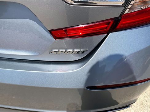 Used 2022 Honda Accord Sport image 9