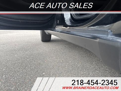 Used 2018 Jeep Grand Cherokee Limited image 9