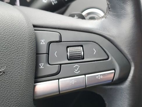 Certified 2023 Cadillac XT4 Premium Luxury w/ Cold Weather Package image 11