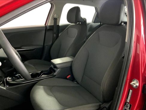 Used 2025 Kia K4 FWD image 22