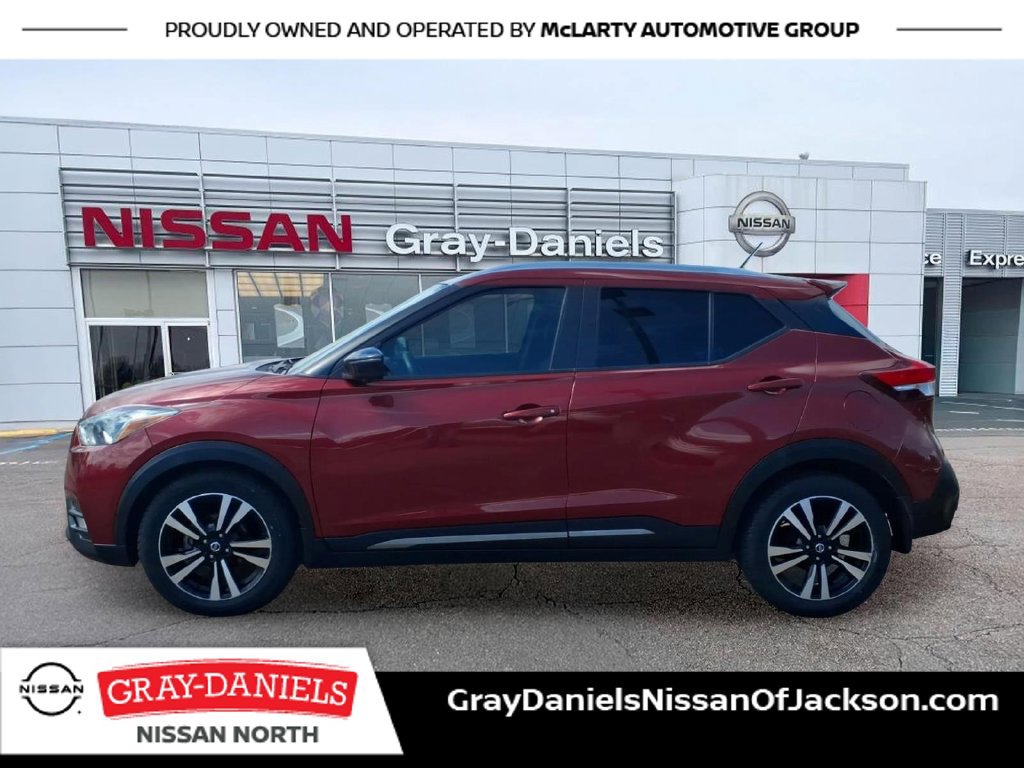 Used 2019 Nissan Kicks SR FWD image 4