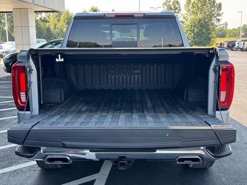 Used 2024 GMC Sierra 1500 SLT w/ SLT Premium Plus Package AWD/4WD image 7