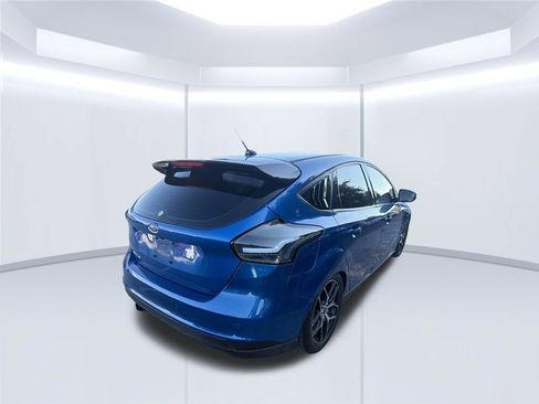Used 2018 Ford Focus SEL FWD image 25