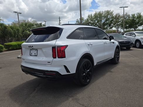 Certified 2023 Kia Sorento SX image 7