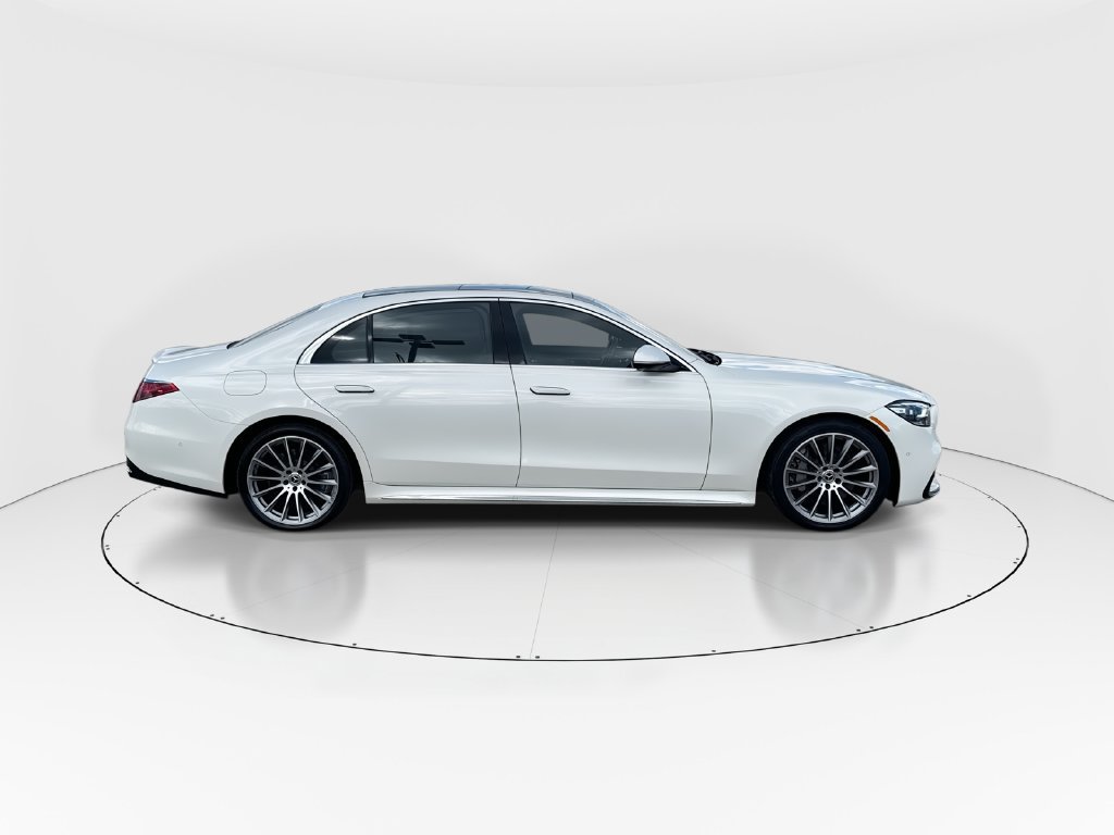Used 2023 Mercedes-Benz S 500 4MATIC w/ AMG Line image 9