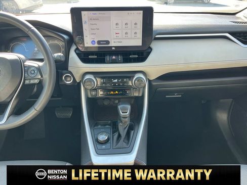 Used 2023 Toyota RAV4 Limited image 24