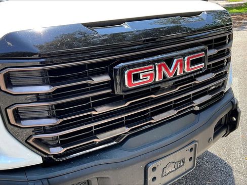 Used 2024 GMC Sierra 1500 AT4X w/ AT4X AEV Edition AWD/4WD image 33