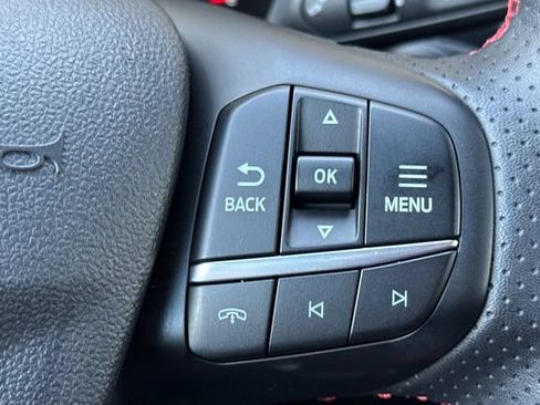 Used 2025 Ford Escape ST-Line FWD image 38