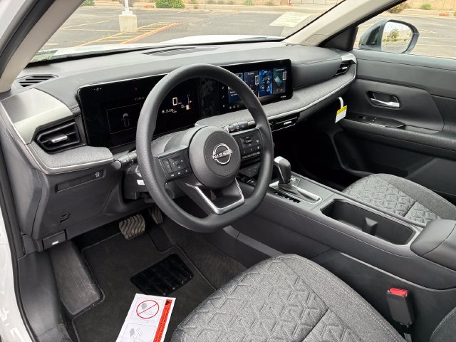 New 2026 Nissan Kicks SV w/ Charging Package FWD image 11