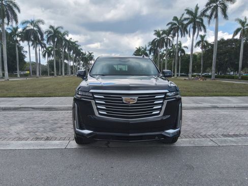 Used 2021 Cadillac Escalade Premium Luxury Platinum AWD/4WD image 2