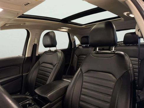 Used 2019 Ford Edge SEL w/ Equipment Group 201A AWD/4WD image 15