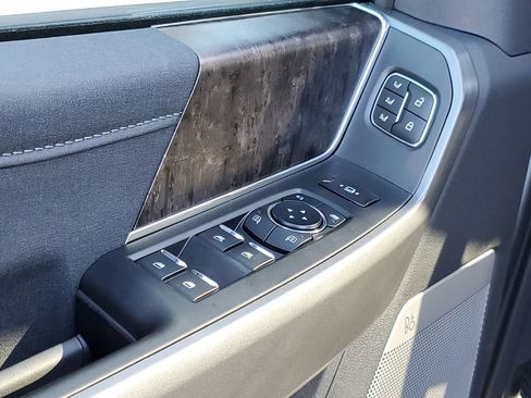 New 2026 Ford F350 Lariat w/ Black Appearance Package image 25