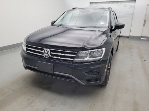 Used 2021 Volkswagen Tiguan SEL AWD/4WD image 15