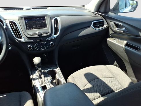 Used 2024 Chevrolet Equinox LT FWD image 14