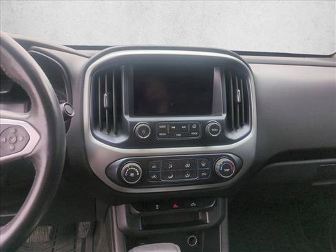 Used 2016 Chevrolet Colorado LT image 13
