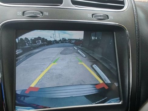 Used 2020 Dodge Journey Crossroad FWD image 24