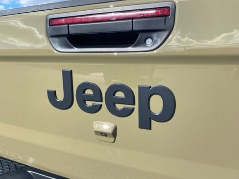 New 2026 Jeep Gladiator Sport AWD/4WD image 41