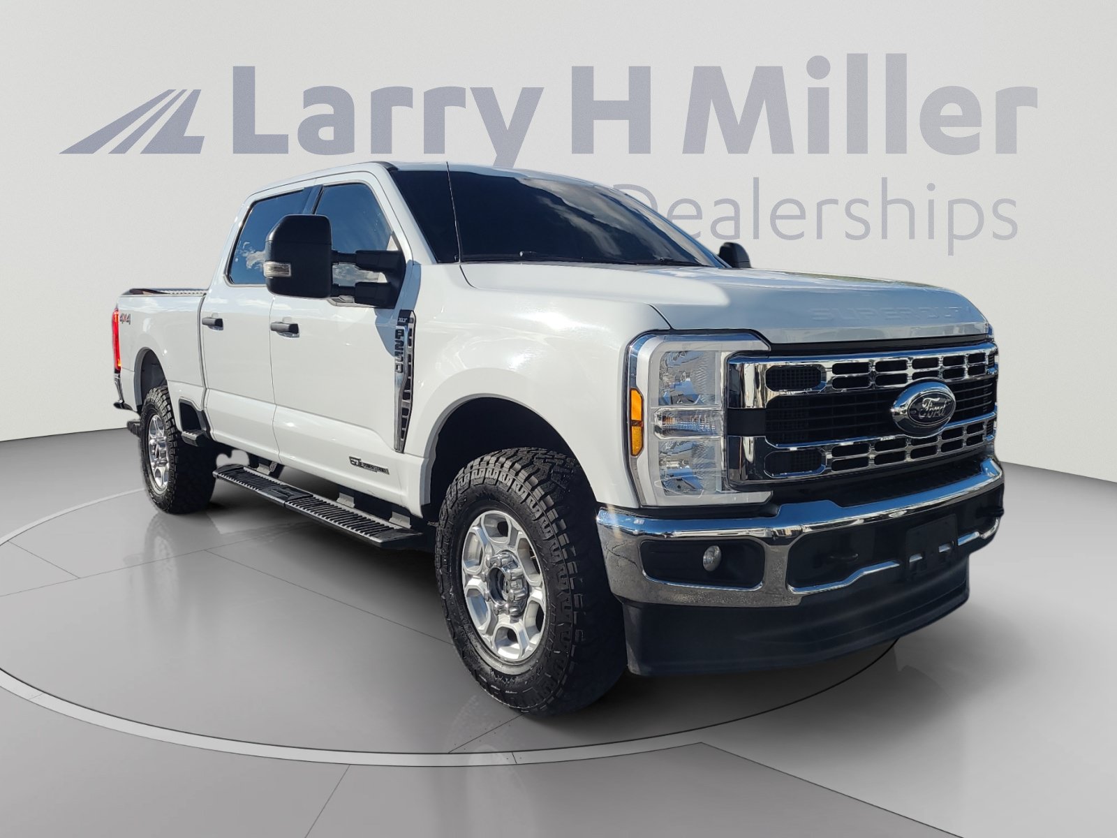Used 2025 Ford F250 XLT AWD/4WD image 7