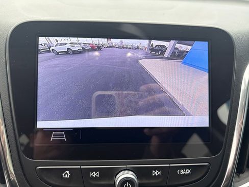 Used 2019 Chevrolet Equinox Premier image 23