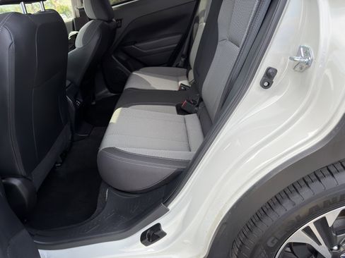 Used 2024 Subaru Crosstrek 2.0i Premium image 17