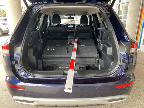 Used 2024 Mitsubishi Outlander SEL AWD/4WD image 20