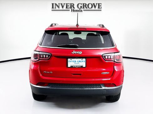Used 2018 Jeep Compass Latitude w/ Popular Equipment Group AWD/4WD image 6