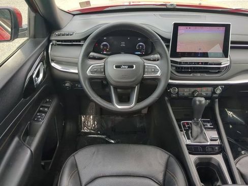 Used 2022 Jeep Compass Limited w/ (RED) Package image 16