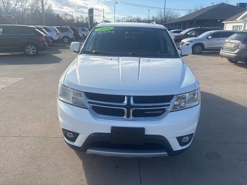 Used 2016 Dodge Journey SXT w/ Comfort/Convenience Group image 3