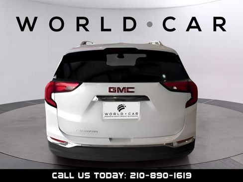 Used 2021 GMC Terrain SLT w/ LPO, Floor Liner Package FWD image 6