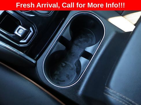 Certified 2023 GMC Canyon AT4 w/ AT4 Premium Package AWD/4WD image 20