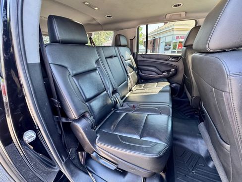 Used 2018 Chevrolet Suburban LT AWD/4WD image 11