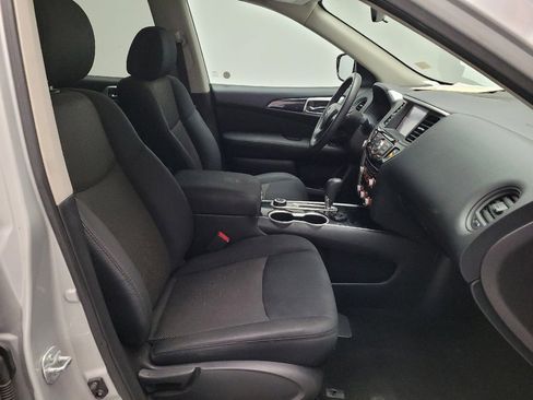 Used 2017 Nissan Pathfinder S image 21