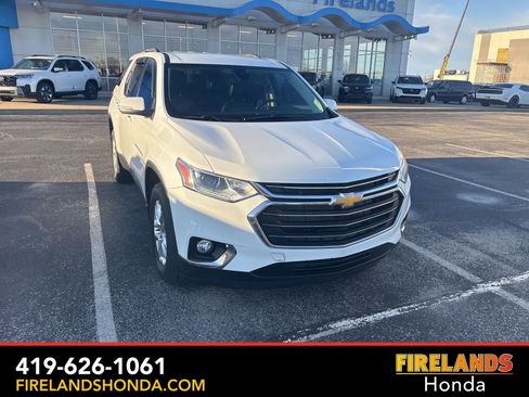 Used 2021 Chevrolet Traverse LT w/ LPO, Floor Liner Package image 6