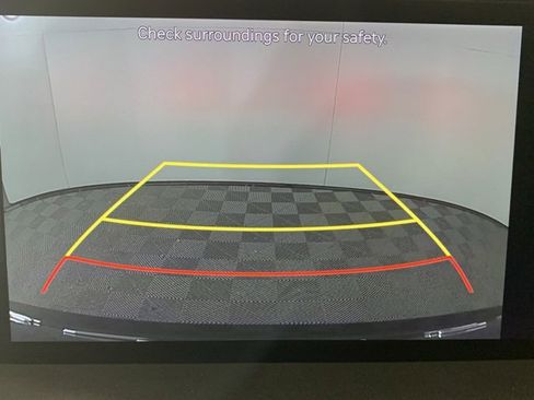 Used 2024 Genesis GV80 2.5T image 9