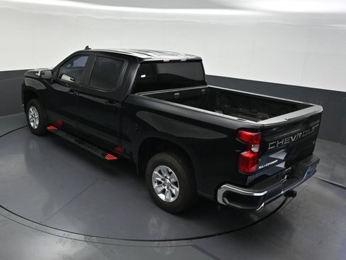 Used 2021 Chevrolet Silverado 1500 LT RWD image 17