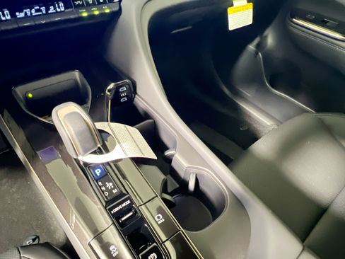 New 2026 Toyota Crown Platinum AWD/4WD image 26