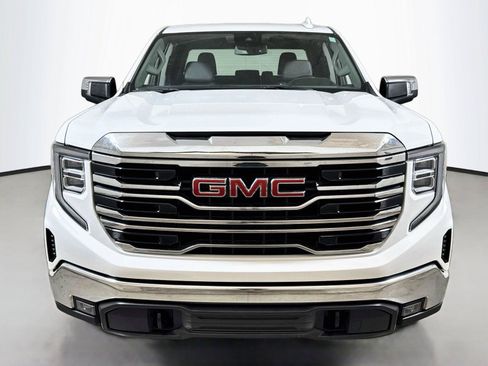 Certified 2025 GMC Sierra 1500 SLT RWD image 2