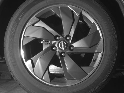 Used 2025 Nissan Rogue SV image 15