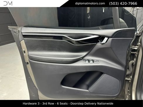 Used 2016 Tesla Model X 75D AWD/4WD image 28